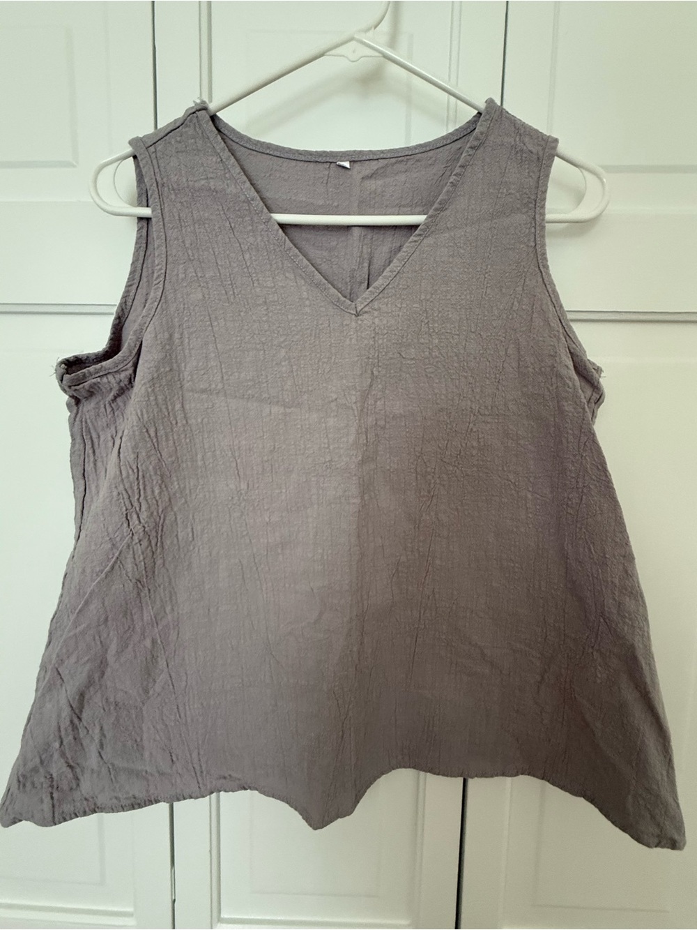 SHEIN Taupe V-Neck Sleeveless Linen-Texture Tank Top